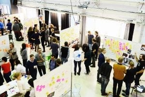 Uutisraivaaja-leiri 2014 Design Factorylla.